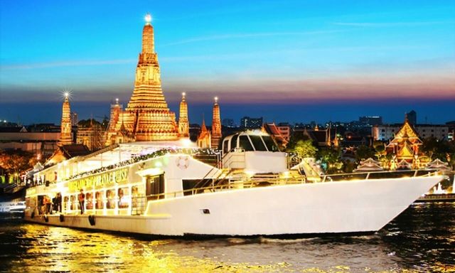 Du Thuyền Ăn Tối Chao Phraya, Bangkok